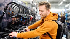 Oblíbený řetězec stahuje z prodeje závadné kolo. Přestaňte jej používat, varuje