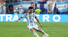 Messi hrdinou i hříšníkem. Po hattricku se řeší jediné: Měl být Argentinec vyloučen?