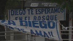 Fanoušci posílají Maradonovi vzkazy. Kdy by mohl jít domů? Lékař řekl víc!