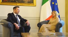 Musk popírá románek s italskou premiérkou. Nic mezi námi není, tvrdí