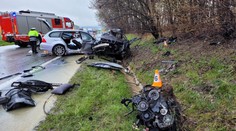Tragická nehoda na Svitavsku. Při čelním střetu aut zemřeli tři lidé