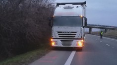 Řidič náklaďáku srazil chodce a ujel! Stejně jako tisíce dalších