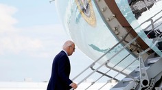 Další potíž před volbami. Biden má covid, přerušil kampaň a je v izolaci