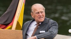 Strach o život královnina manžela! Princ Philip musel do nemocnice