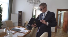 Stínová vláda zasedne ve čtvrtek. "Budete o nás slyšet," slibuje Babiš