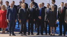 Miloš Zeman se setkal s královnou. Hlavy států v paláci jednají o NATO