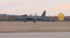 Na letišti v Mošnově přistál americký bombardér. Armáda zveřejnila VIDEO