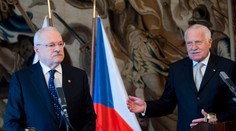 Vyznamenání? Klausovi s Gašparovičem se smějí Češi i Slováci! GALERIE VTIPŮ