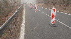 Silničáři musejí u obce Pohled uzavřít silnici. Sesouvá se tam půda