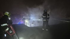 Ve Zlíně hořela střední škola. Hasiči vyhlásili třetí stupeň poplachu