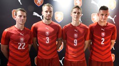 Čeští fotbalisté mají nové dresy: Podívejte se, v čem budou hrát!