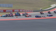 Strašidelná nehoda v Moto2. Salač utrpěl obrovskou ránu zezadu