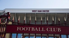 West Ham posílá kondolence do Prahy po tragédii. Nedávno tu vyhrál trofej