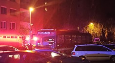 Tragédie těsně před Vánoci. Při požáru v paneláku na jihu Čech zemřel člověk