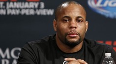 Atraktivní zápas Cormier vs. Jones zrušen! Má UFC záložní plán?