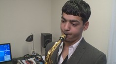 Talentovaný Jožka toužil po saxofonu. Patron dětí mu sen splnil