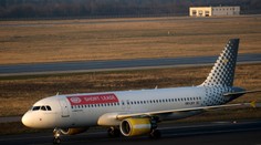 Tisíce lidí uvízly v zahraničí kvůli krachu letecké společnosti Niki