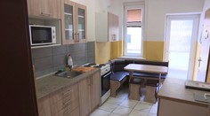 Schůze Sněmovny: Poslanci projednají zákon, který má pomáhat lidem v bytové krizi