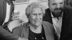 Zemřela herečka Elsa Ravenová. Zazářila v Návratu do budoucnosti