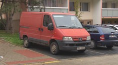Kolín chce zakázat parkování dodávek na sídlištích, jejich majitelé se bouří