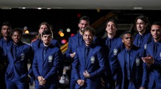 Brazilci vítali navrátilce z Ruska: Na autobus házeli kameny!