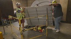 Stanice metra Staroměstská může otevřít dřív než za měsíc. Poničil ji požár