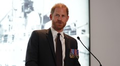 Chci být lepším tátou než ten můj, šokoval princ Harry. Kvůli dětem změnil život