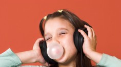Hudba ve sluchátkách může ublížit. Hrozí ztráta sluchu, tvrdí odborníci