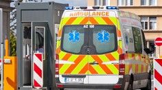Slepého otce měla dovést pod kola kamionu, ten na místě zemřel