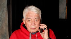Celebrity o svých důchodech: "25 tisíc v Praze, to je směšný," vzkázal Krampol