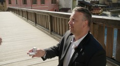 Žádost o ruku! Utajený šéf si uvědomil, co je v životě důležité
