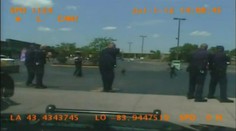 ŠÍLENÉ VIDEO: Policie rozstřílela nemocného bezdomovce!