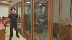 Rusko soudí amerického novináře. Pro údajnou špionáž ho vězní už 15 měsíců