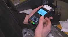 Vláda může snížit ceny potravin, tvrdí ekonomové. Není jak, hájí ministr