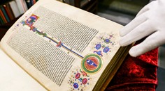 Kniha za milion eur! V Německu se vydražila unikátní bible