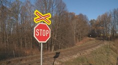 Opilý mladík na Semilsku zničil železniční značení. Nyní mu hrozí šest let vězení