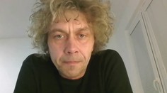 Komunikace Macinky je na úrovni chlapů na vesnici, říká odborník