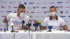 Telefon potřebuje napapat! Dostál si perfektně vystřelil ze svého parťáka