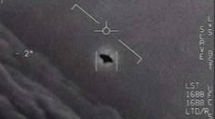 Pentagon zveřejnil tři videa s UFO! "Jsou pravá," potvrdil už dříve