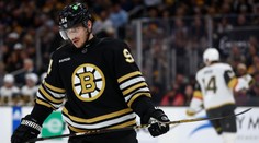 Česká stopa v Bostonu se tenčí. Mladý útočník byl během draftu vyměněn