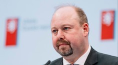 Tejc podá kvůli bitcoinové kauze trestní oznámení. Vládní politici viní Bendu