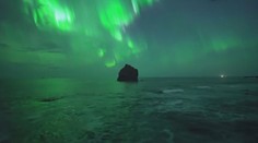 VIDEO: Statisíce turistů se hrnou za polární září na Island