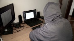 Falešný bankéř a policista řádí na Ústecku. Muže připravili o statisíce