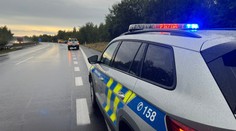 Dálnici D11 zablokovala nehoda. Dvě zraněné ženy skončily v nemocnici