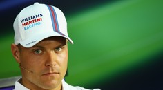 Bottas jako první bere trestné body. V tomhle vyhrát nechtěl!