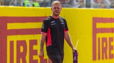 Magnussen nasbíral už 12 trestných bodů. V dalším závodě nesmí startovat