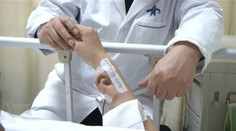Neskutečné: Muž přišel o ucho při nehodě, "vyrašilo" mu na ruce!&nbsp;