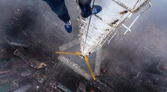 Děsivá smrt po pádu z mrakodrapu. Známý dobrodruh si ještě udělal selfie