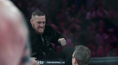 Další McGregorův zkrat: Skočil do klece a chtěl se rvát se sudím!