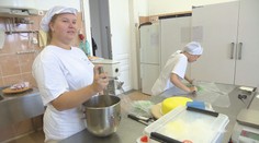 České školy nemají peníze na pomůcky. Ředitel musí sáhnout učitelům na platy